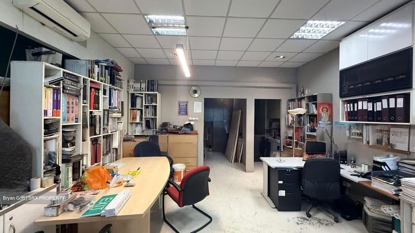 Pantech Business Hub (D5), Factory #626834311